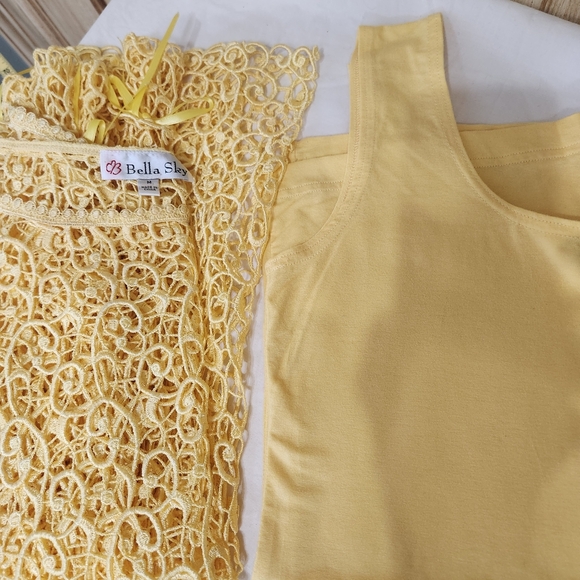 Yellow Swirl Crochet Lagenlook Cottage Long Sleeve Top - Picture 6 of 11